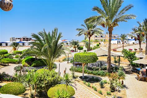 CORAL GARDEN BEACH RESORT .